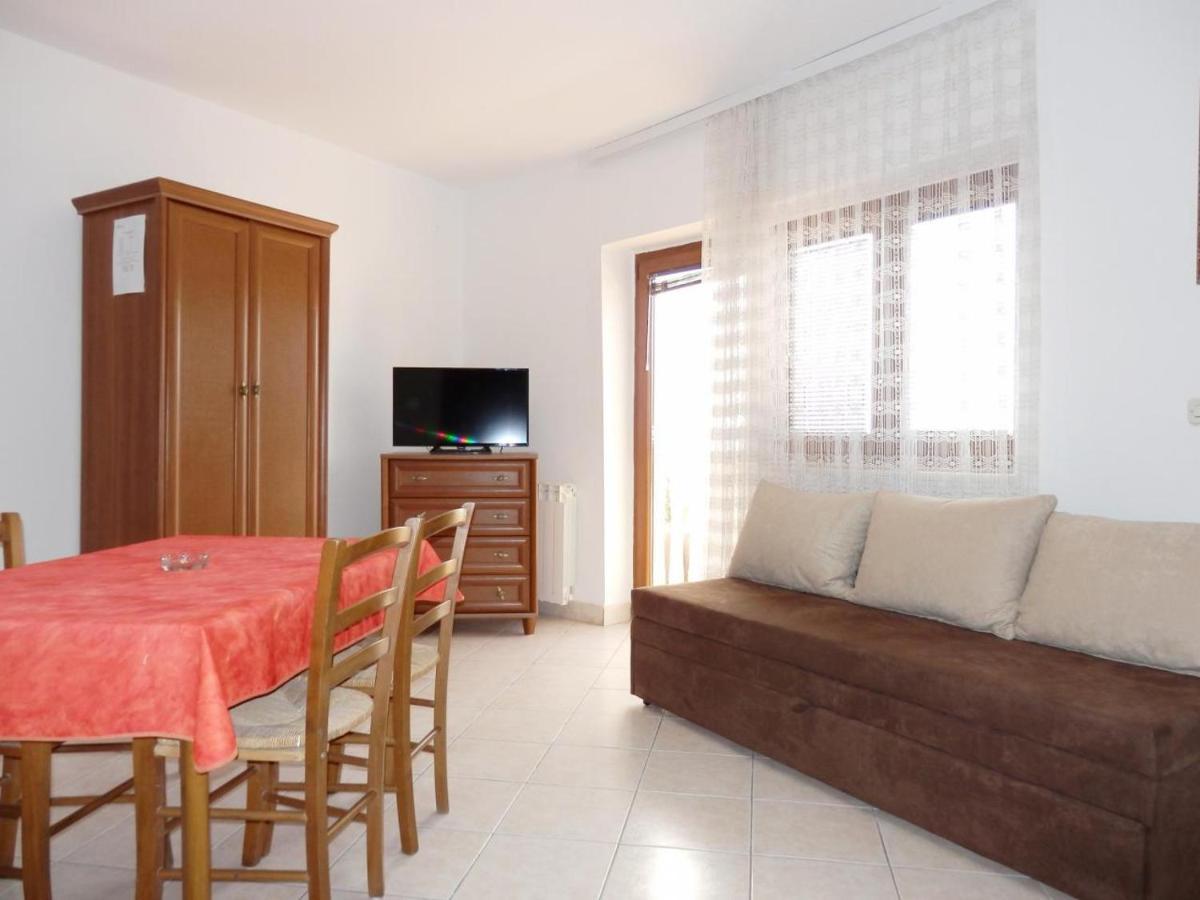 Idila Sea Front Apartments Медулин Экстерьер фото