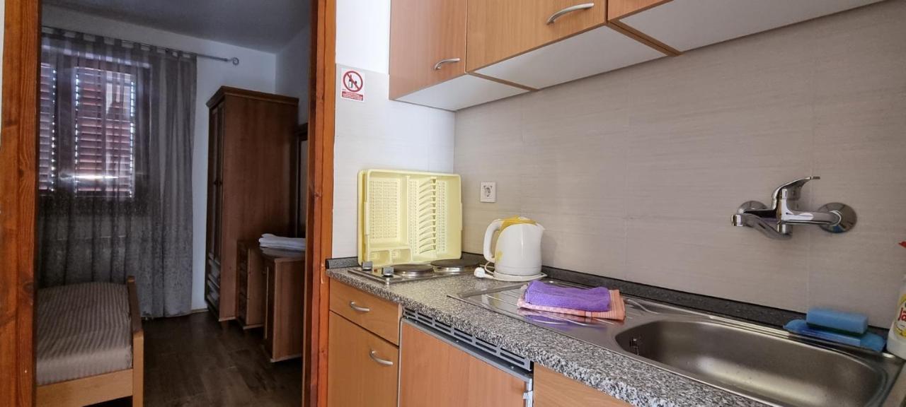 Idila Sea Front Apartments Медулин Экстерьер фото