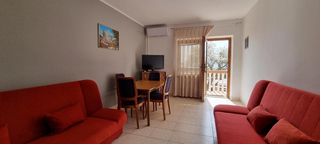 Idila Sea Front Apartments Медулин Экстерьер фото