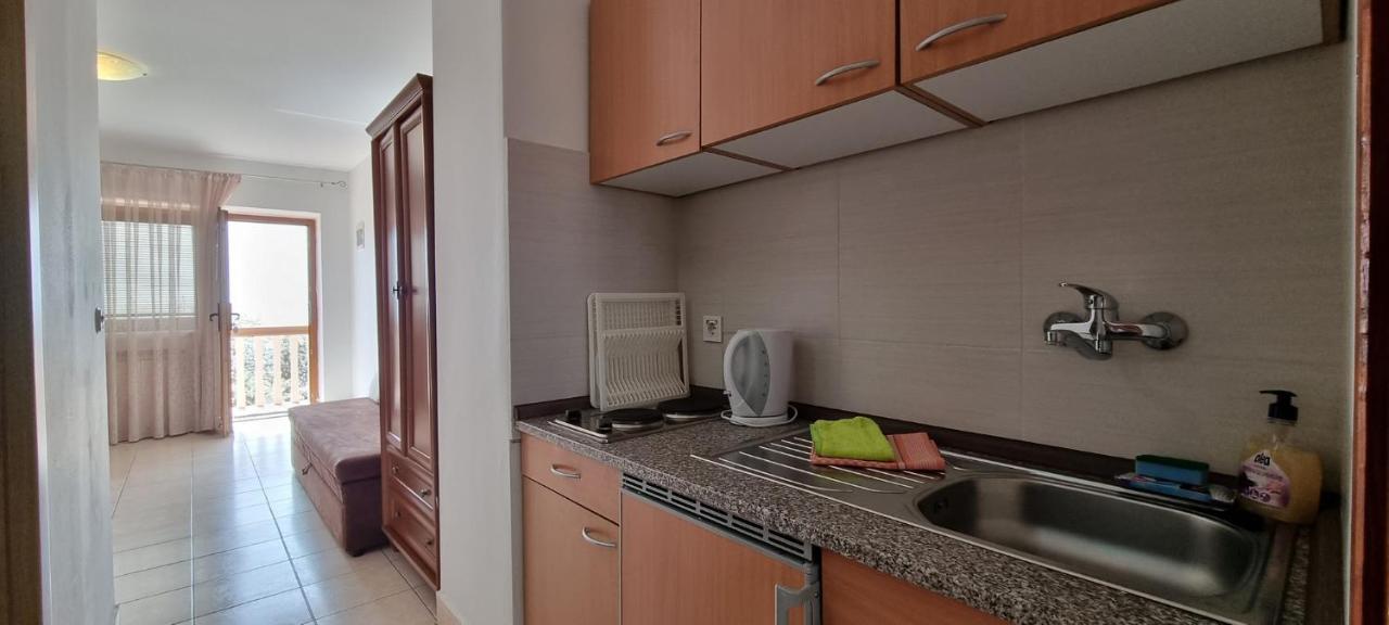 Idila Sea Front Apartments Медулин Экстерьер фото